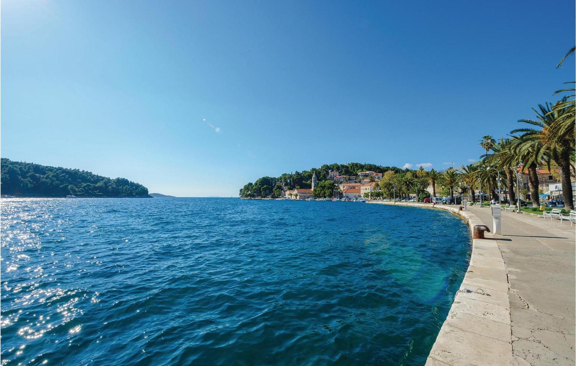 Awesome In With Wifi Cavtat